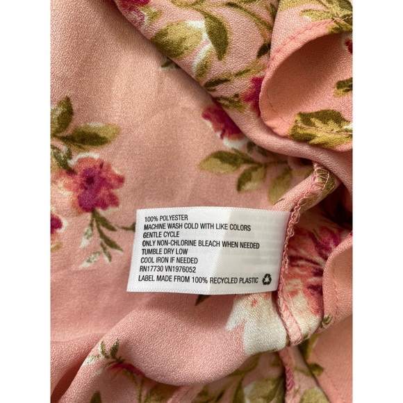 Pink floral dress 💕 - Picture 5 of 9